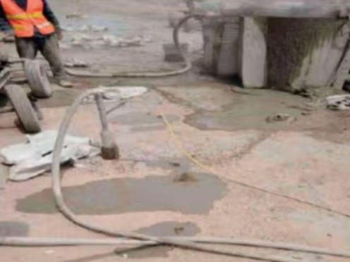 台安水泥混凝土路面板底注浆技术 路面脱空注浆整治方案